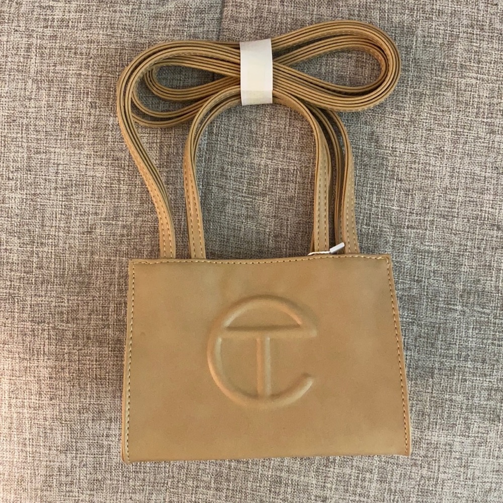 Small cream telfar tote